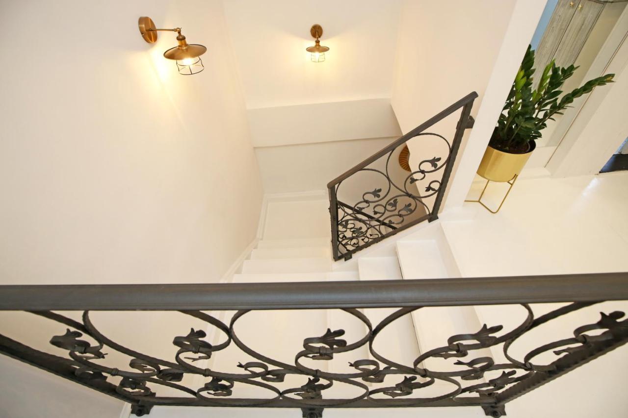 Swan City Apartment & Room 希贝尼克 外观 照片