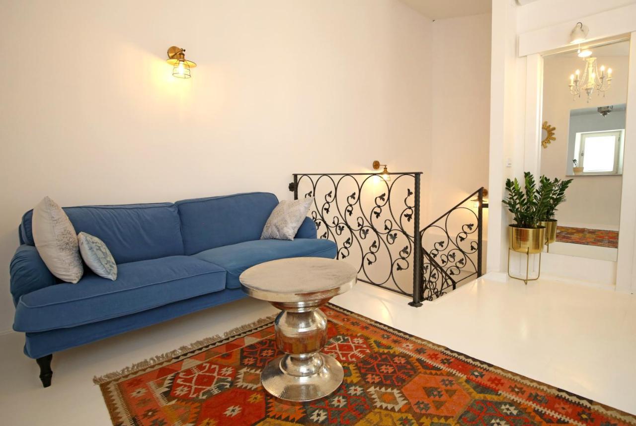 Swan City Apartment & Room 希贝尼克 外观 照片